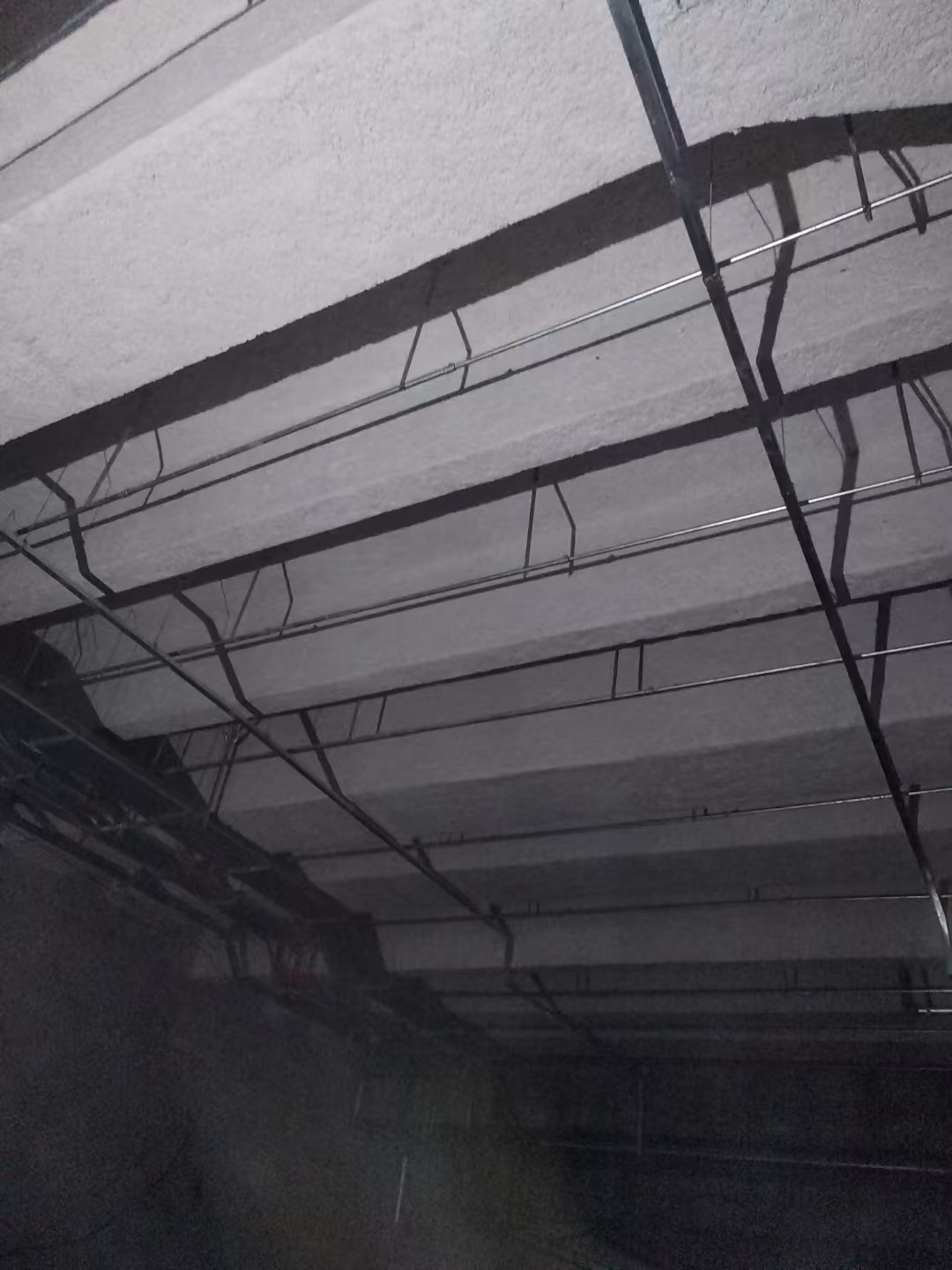 重慶市重慶江北國際機(jī)場-地下通道的施工